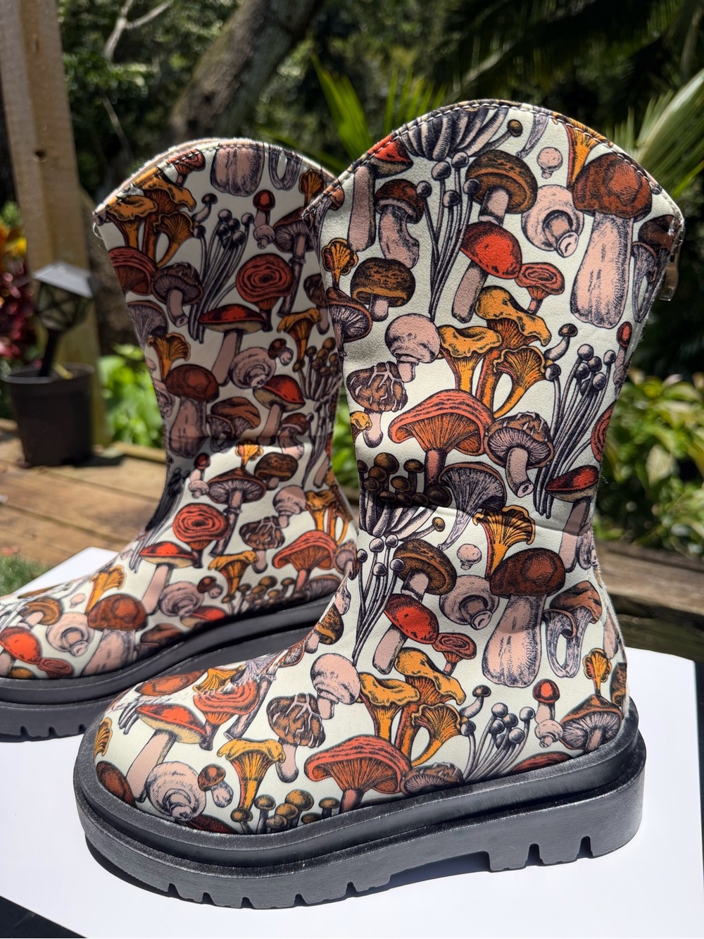Mushroom Print fuzzy Boots - White with Orange & Brown Accents